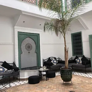 riad-etoile-ocre.marrakeshhotelsmorocco.com/